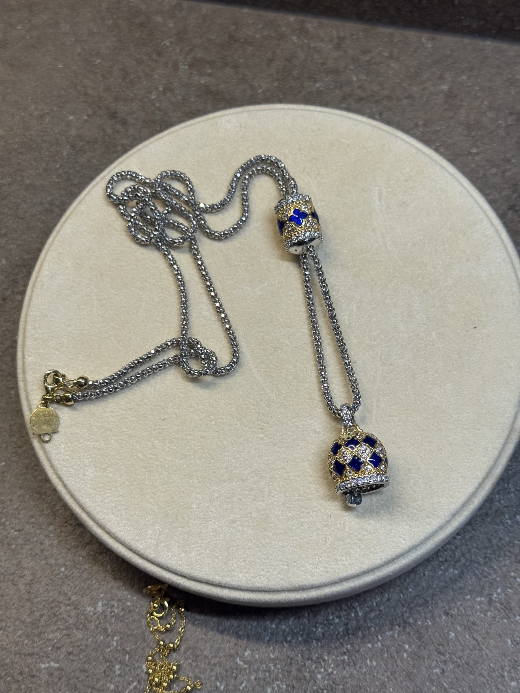 Scacchiera Blu — Capri Bells