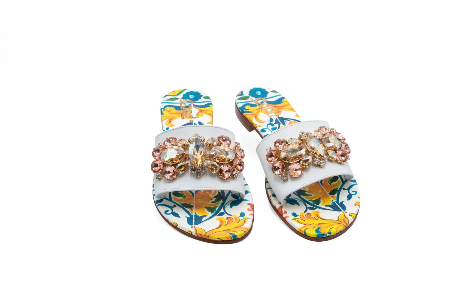 Maiolica di Bouganville Capri Bells 2
